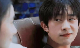 青年吃瓜爆料是真的吗,真相还是谣言？